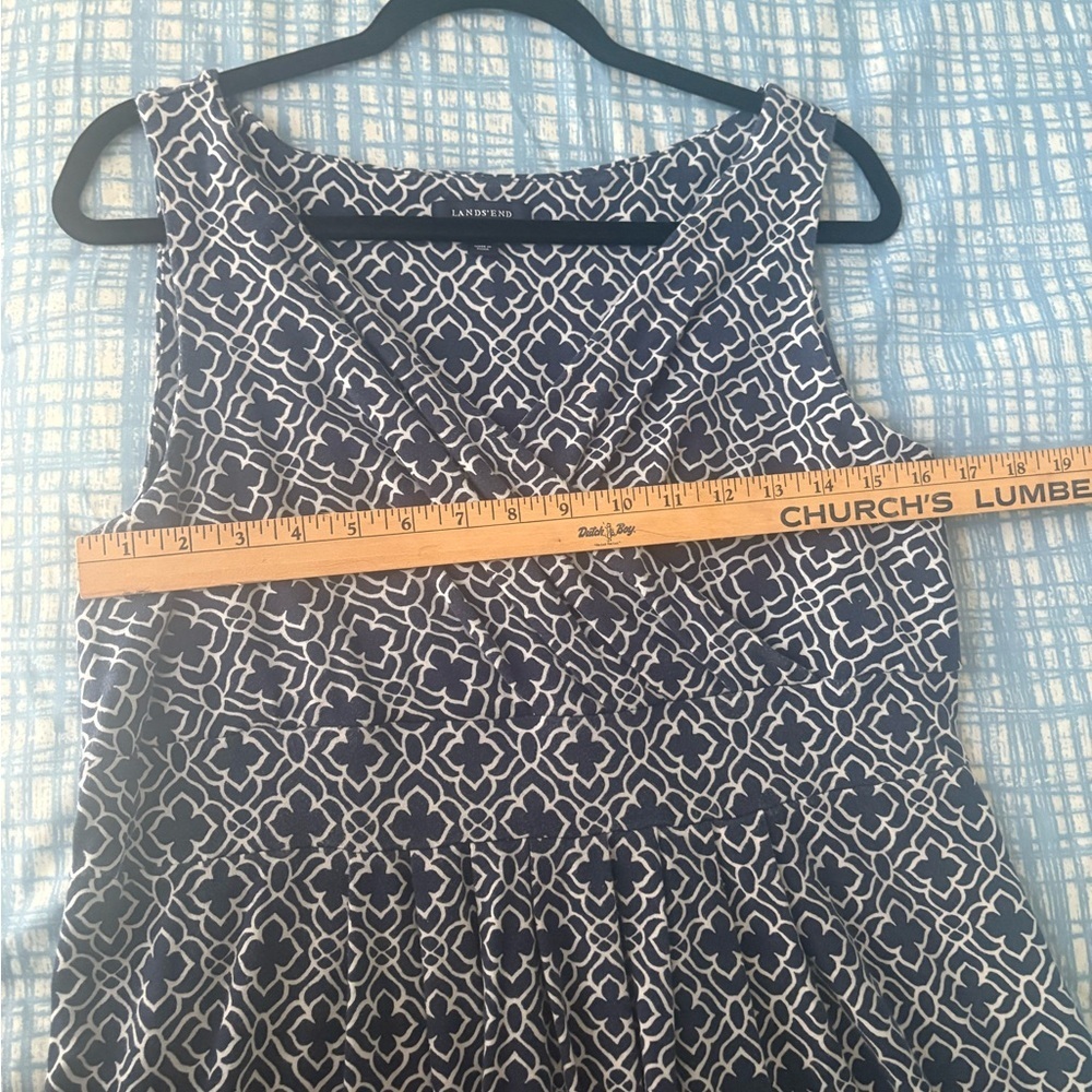 Land’s End Navy and White Patterned Sleeveless Dress - Picture 7 of 8